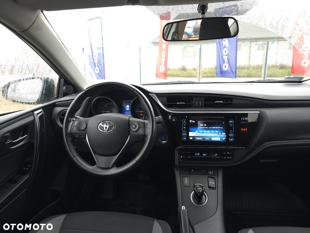 Toyota Auris - 38