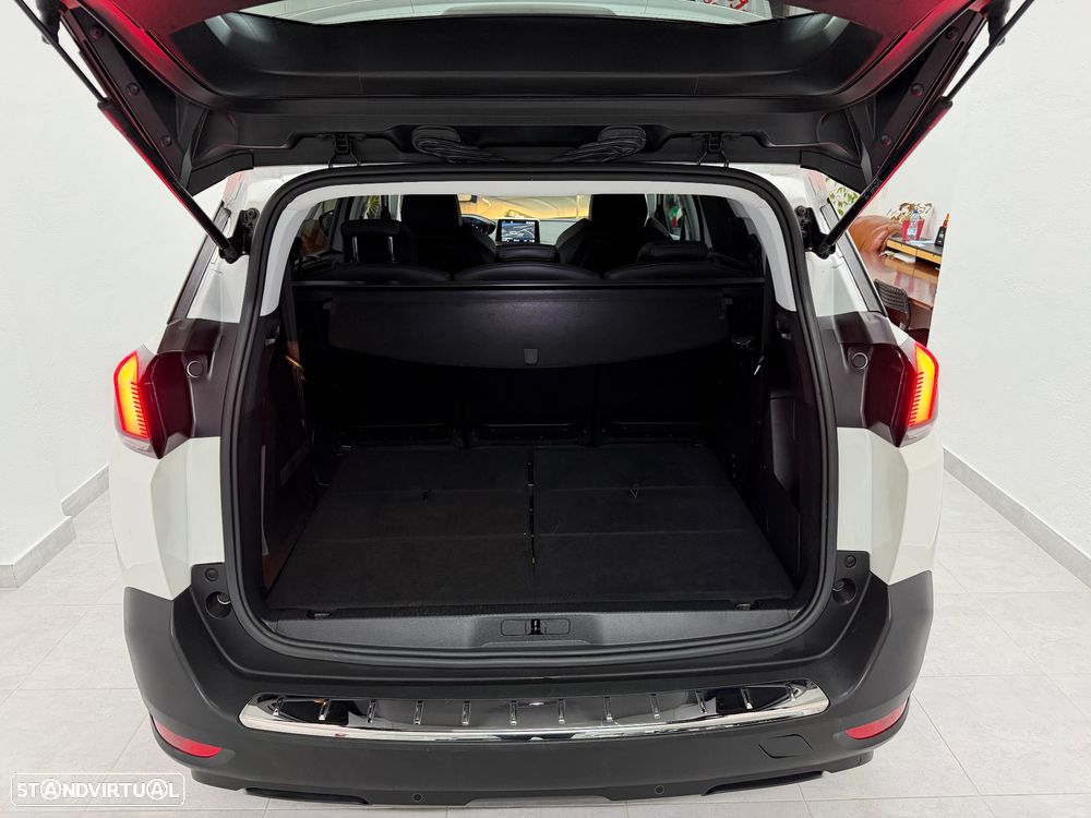 Peugeot 5008 1.5 BlueHDi Allure EAT8 - 27