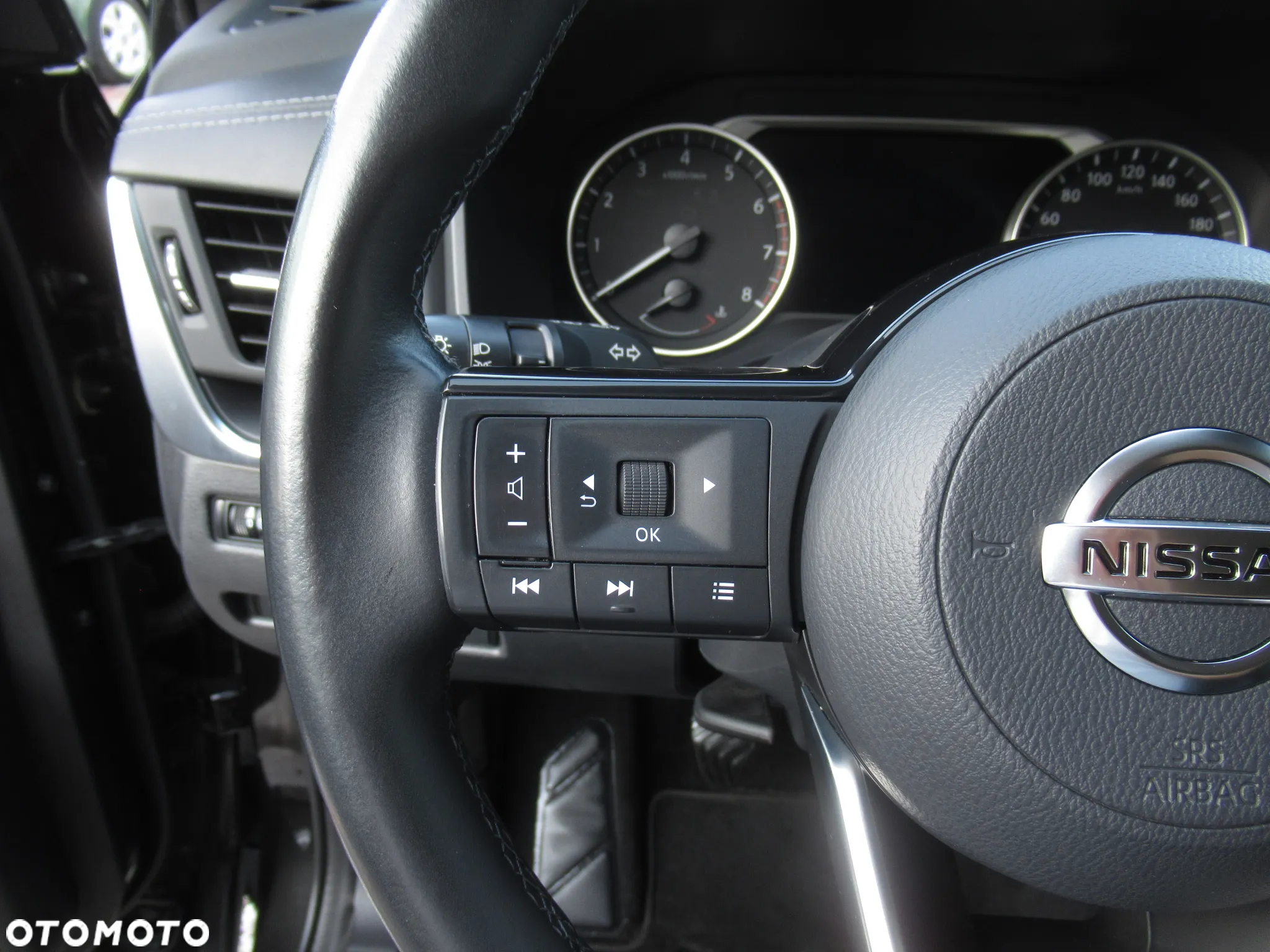Nissan Qashqai 1.3 DIG-T Acenta - 12