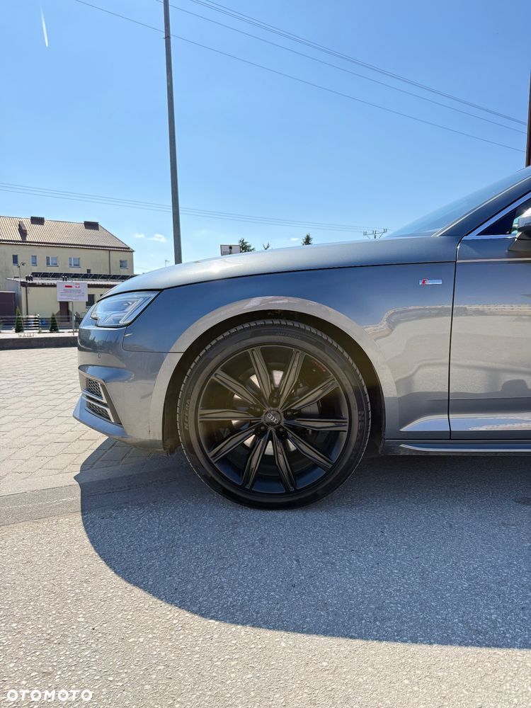 Audi A4 Avant 2.0 TDI Design S tronic - 22