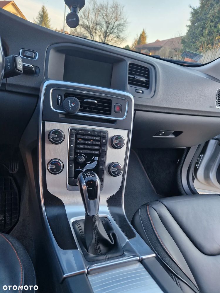 Volvo V60 D2 Ocean Race - 15