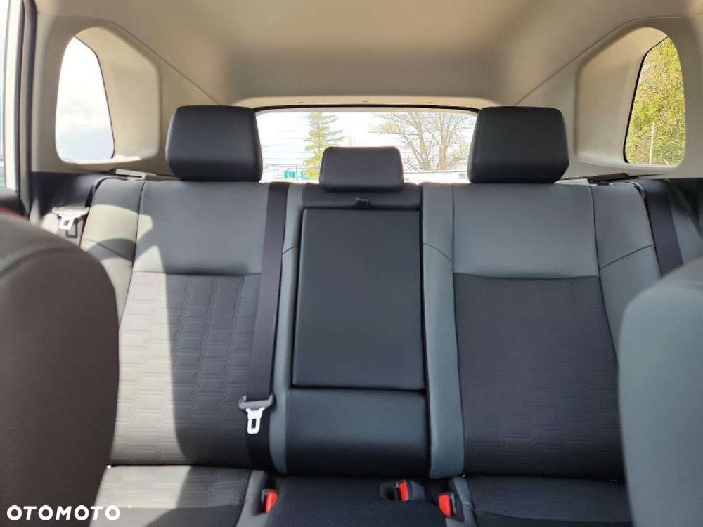 Toyota RAV4 - 10