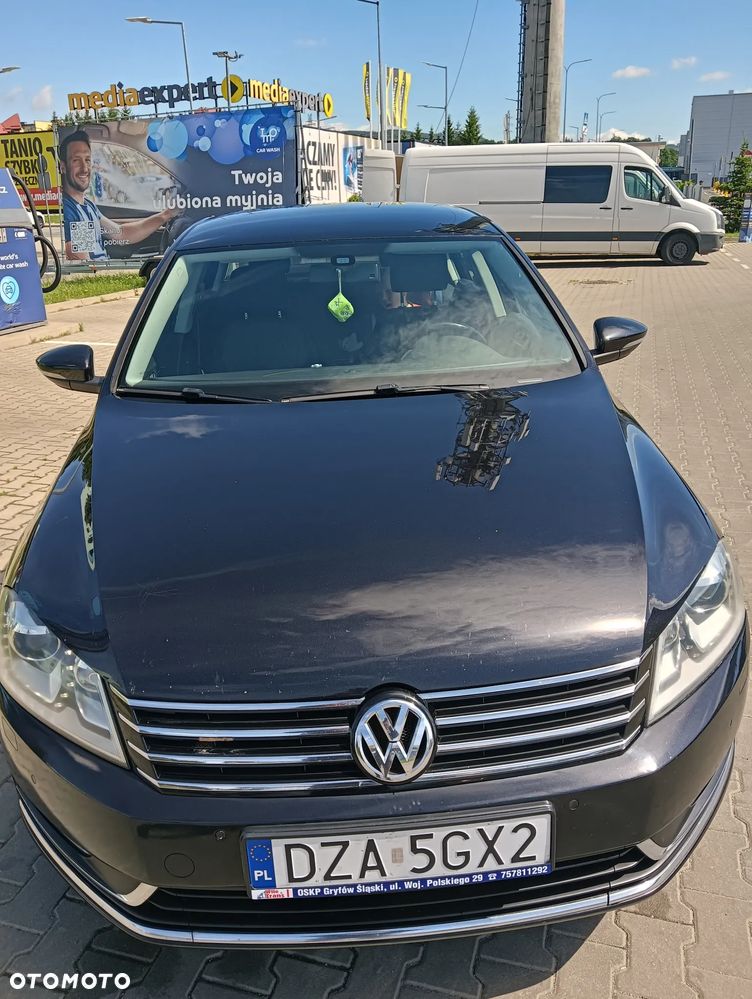 Volkswagen Passat 2.0 TDI Comfortline - 16