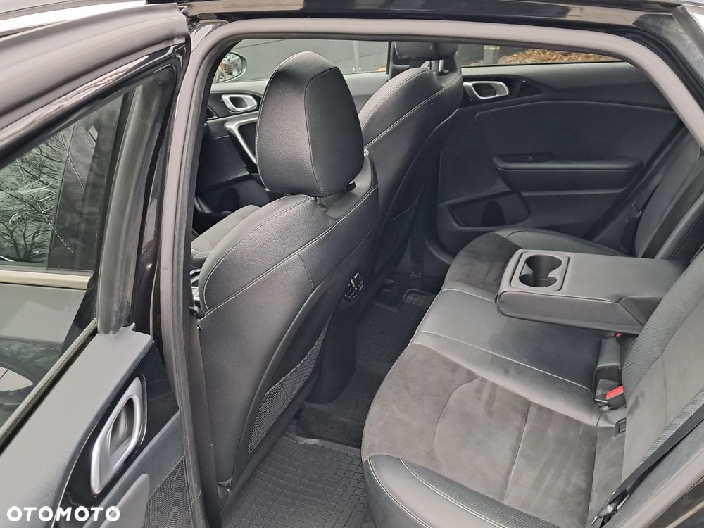 Kia ProCeed 1.5 T-GDI OPF GT LINE - 30