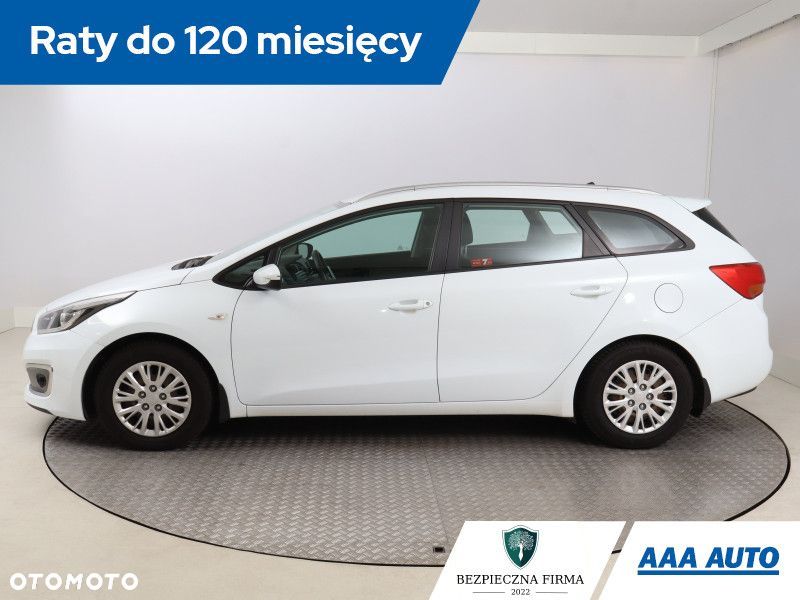 Kia Ceed - 4