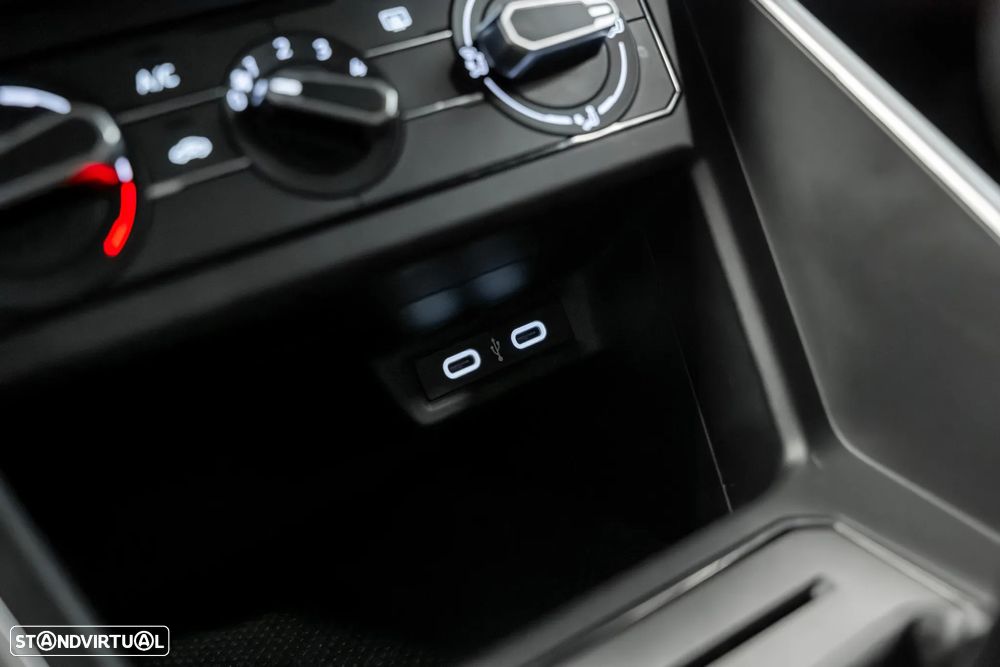 VW Taigo 1.0 TSI Urban - 17