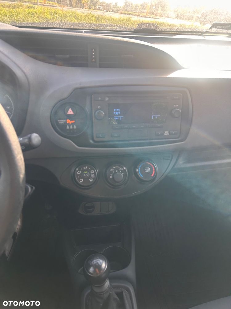 Toyota Yaris 1.5 Active - 19