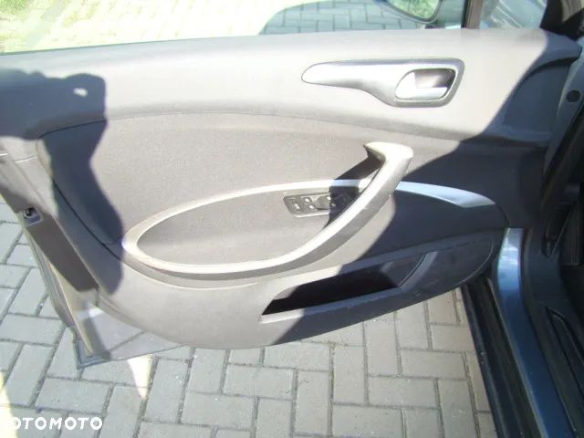 Citroën C5 2.0 HDi Confort - 8