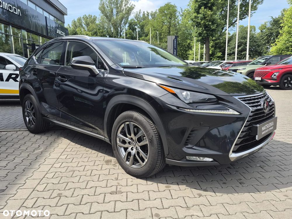 Lexus NX 300 Comfort AWD - 4