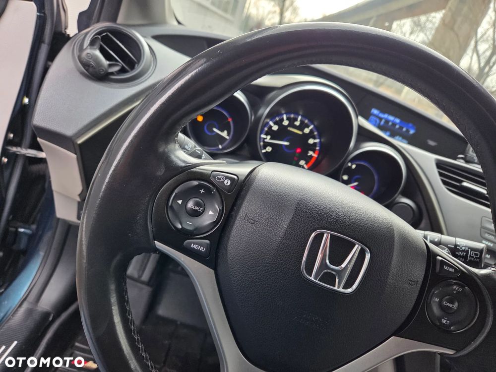 Honda Civic 1.8 Executive NAVI - 33