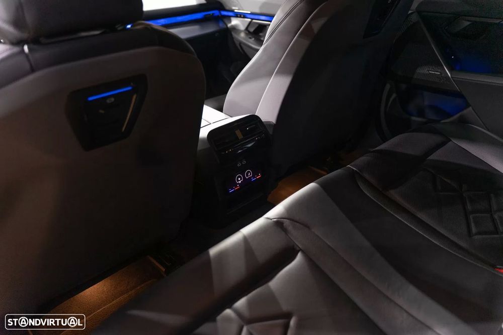 BMW i5 M60 xDrive Pack Desportivo M Pro - 25
