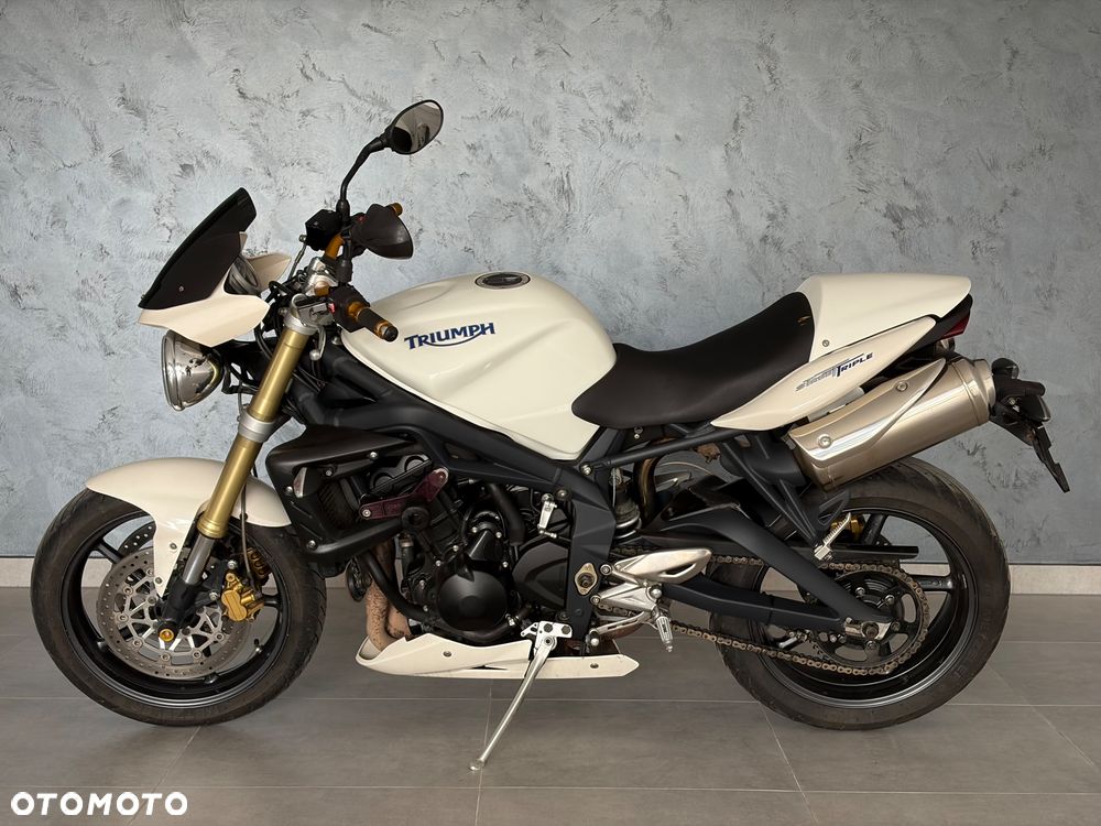 Triumph Street Triple - 2