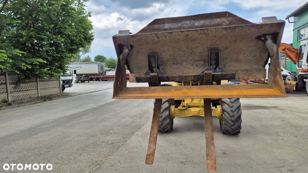 Caterpillar 908 - 9