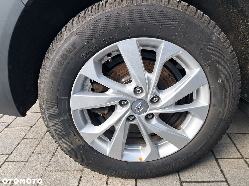 Hyundai Tucson blue 1.6 CRDi 2WD Select - 12