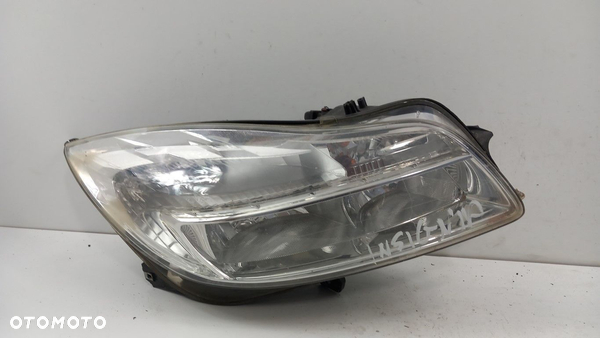 OPEL INSIGNIA A LAMPA PRZÓD PRAWA