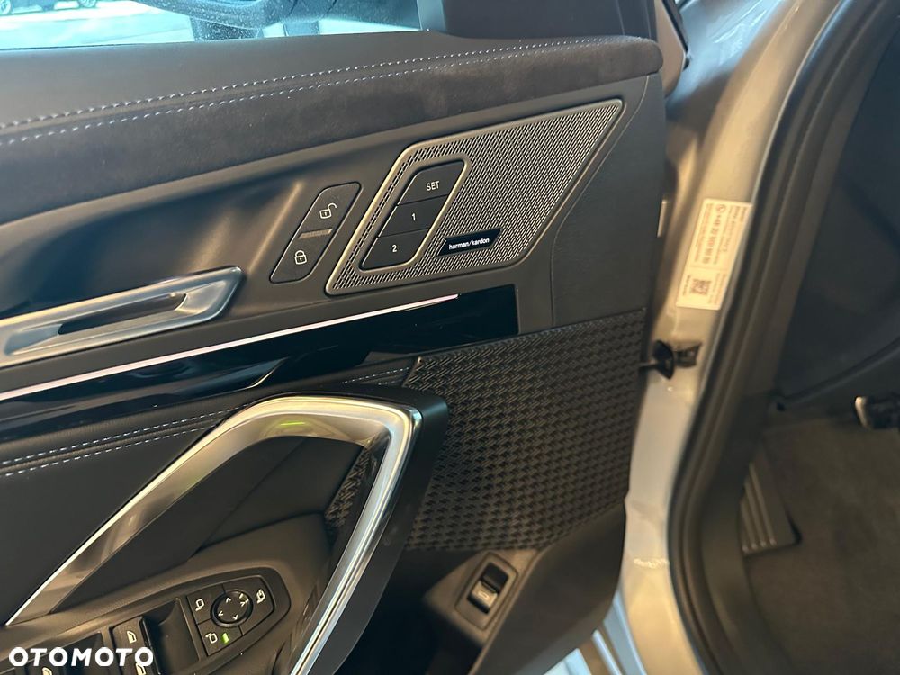 BMW iX1 eDrive20 66.5kWh M Sport Edition - 18