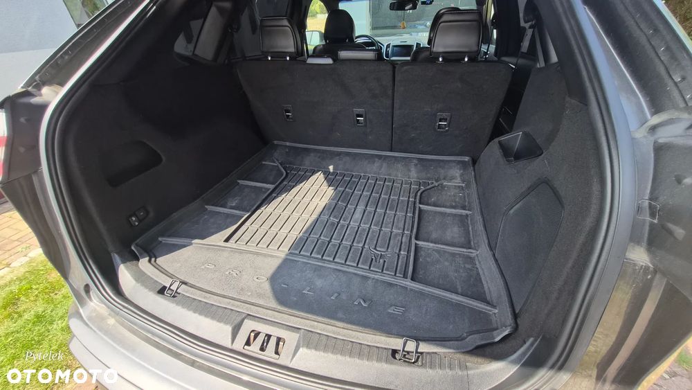 Ford Edge - 21
