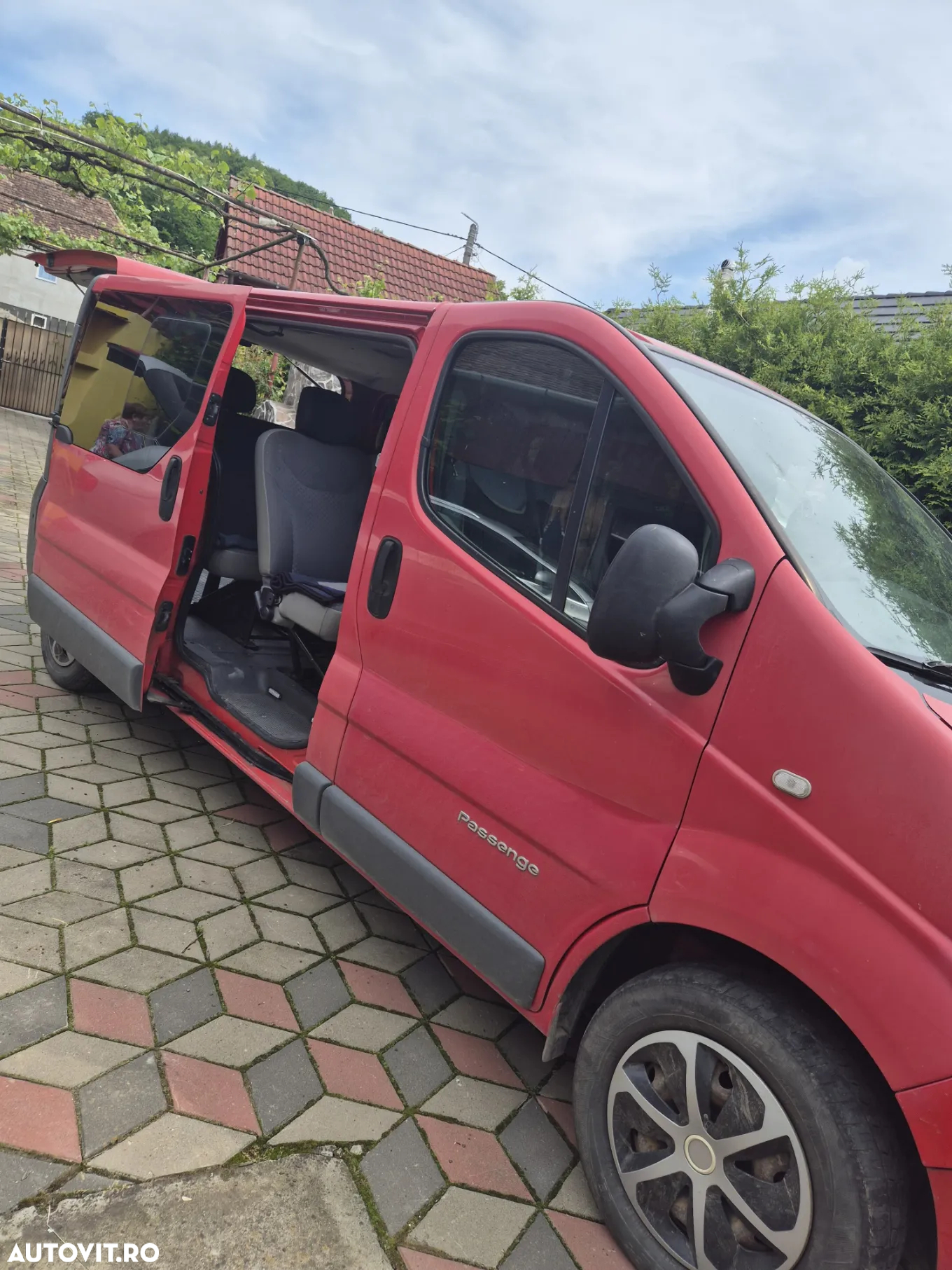 Renault Trafic 2.0 dCi 115 Combi L1H1 - 5
