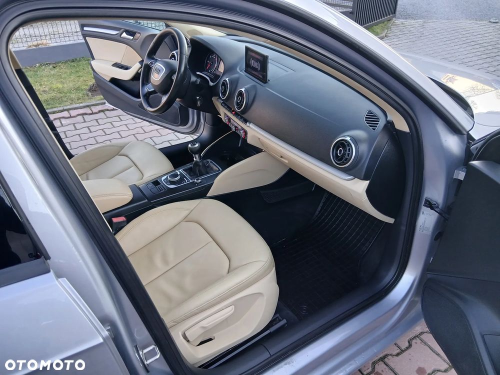 Audi A3 Sportback 1.6 TDI - 15