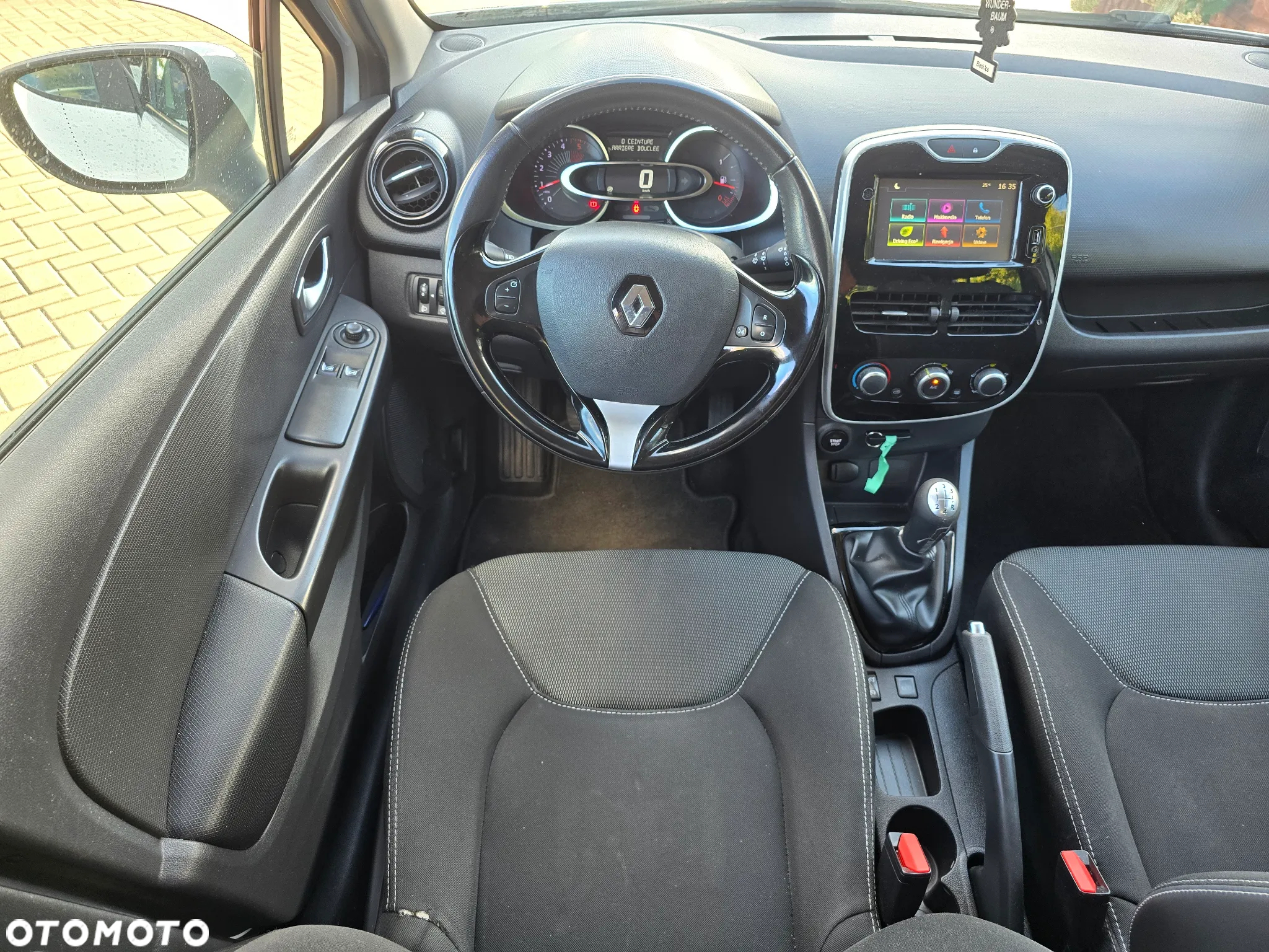 Renault Clio - 7