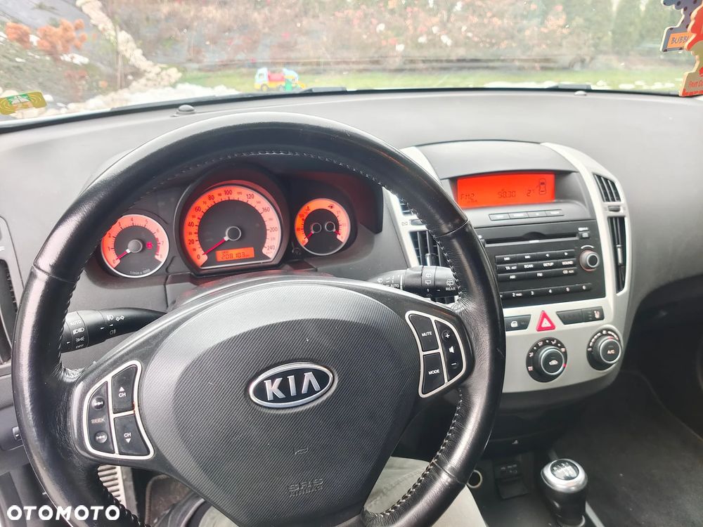 Kia ProCeed 1.6 CVVT ISG Vision - 24