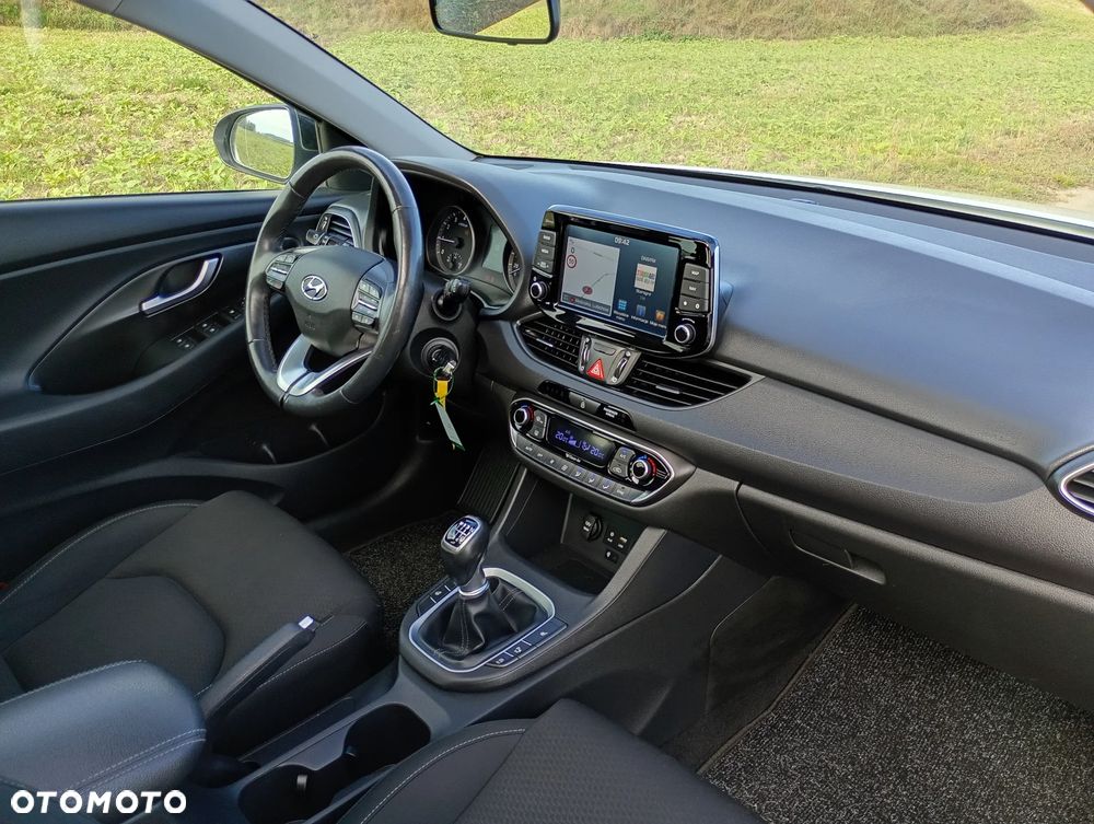 Hyundai i30 1.0 T-GDI Premium - 30