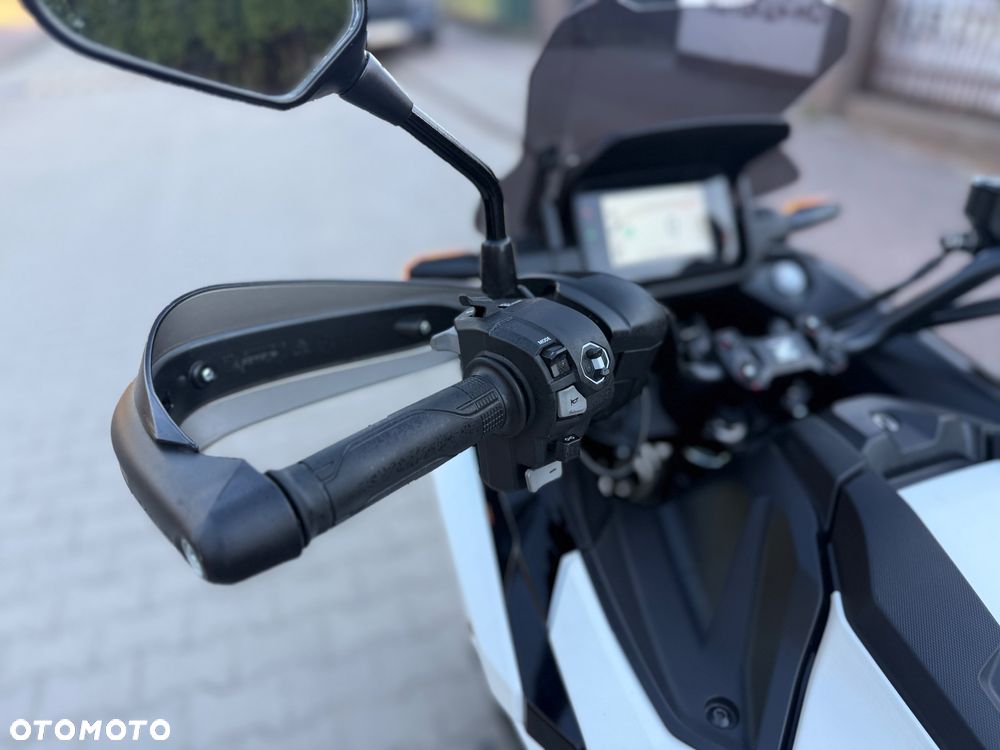 Honda NC - 24