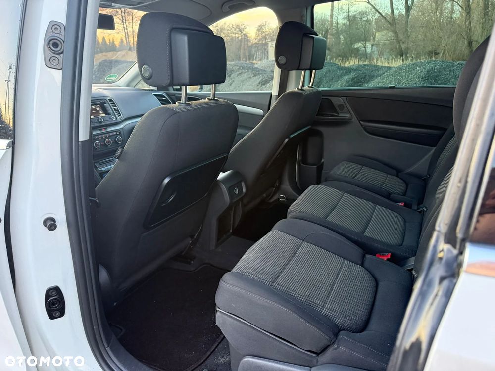 Volkswagen Sharan 2.0 TDI Comfortline DSG - 19