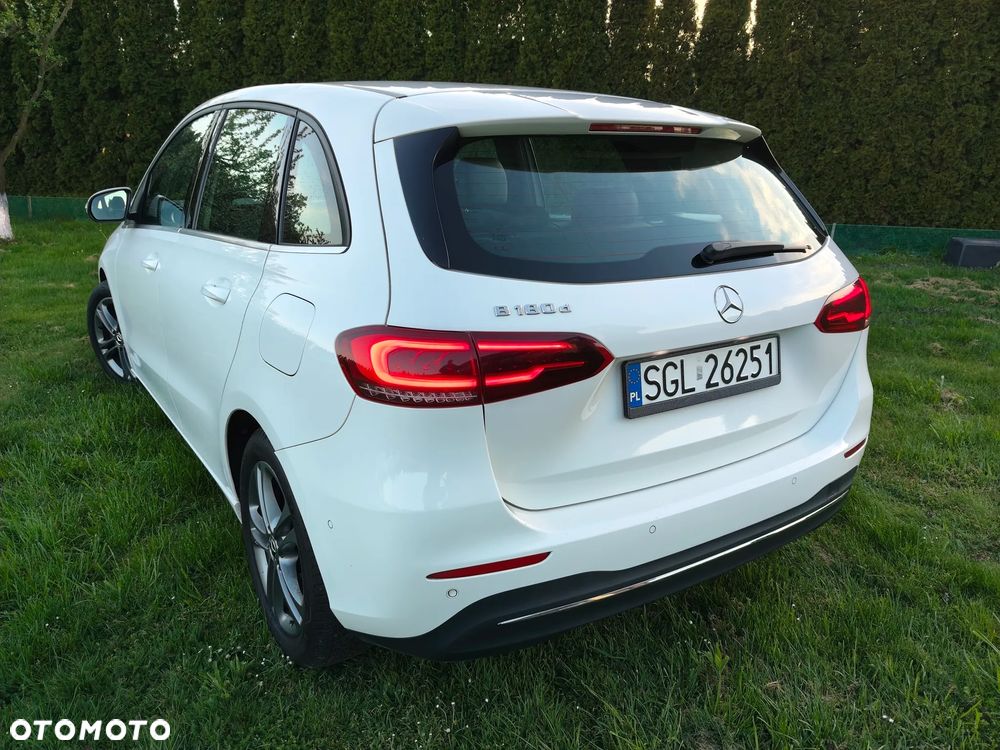 Mercedes-Benz Klasa B 180 d Style 7G-DCT - 7