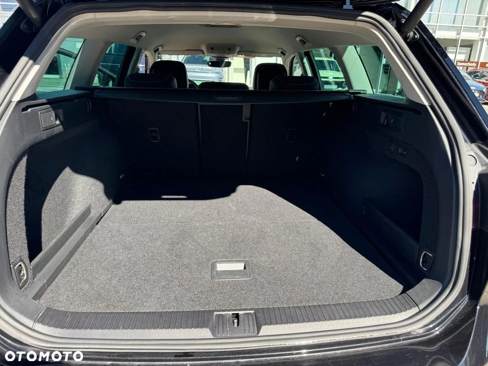 Volkswagen Passat 2.0 TSI Elegance DSG - 18