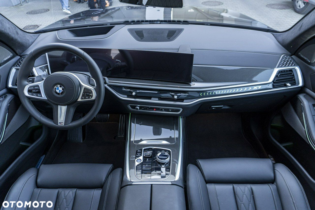 BMW X7 - 13