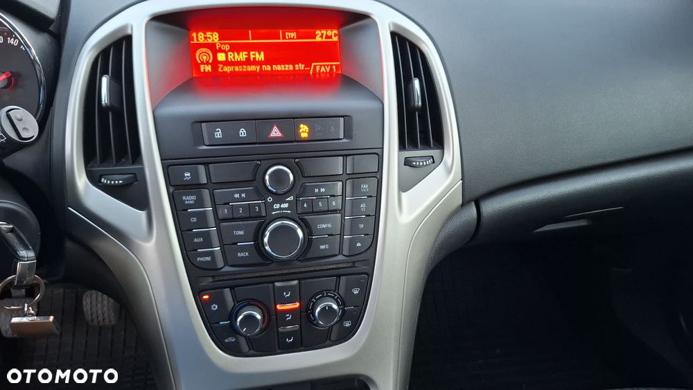 Opel Astra - 11