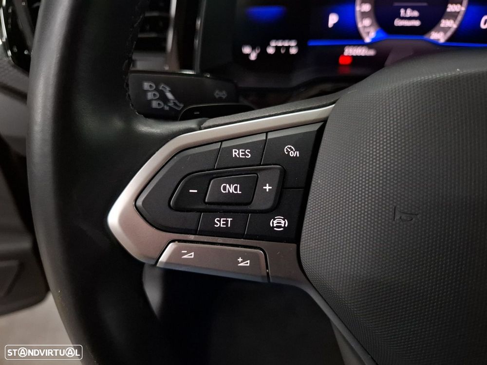 VW Taigo 1.0 TSI Urban DSG - 16