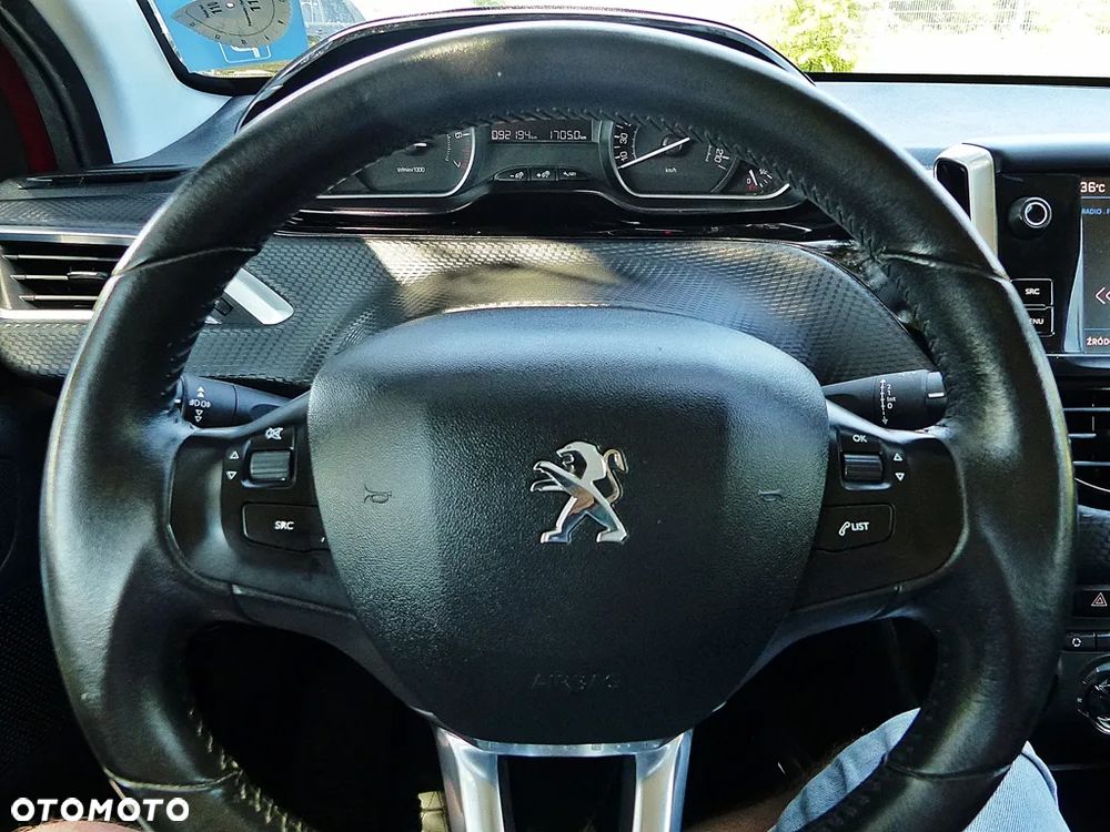 Peugeot 2008 PureTech 82 Style - 27