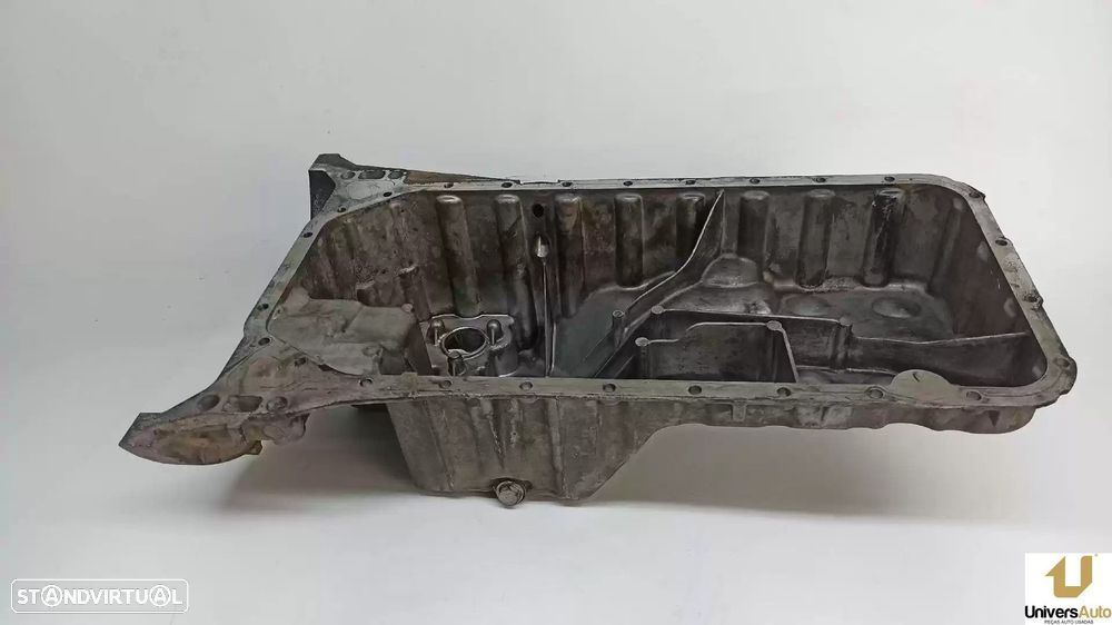 CARTER MERCEDES-BENZ CLASSE C 2001 -R6110140602 - 4