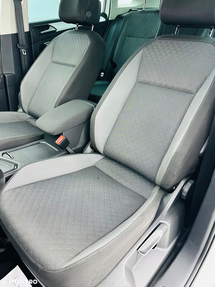 Volkswagen Tiguan - 19