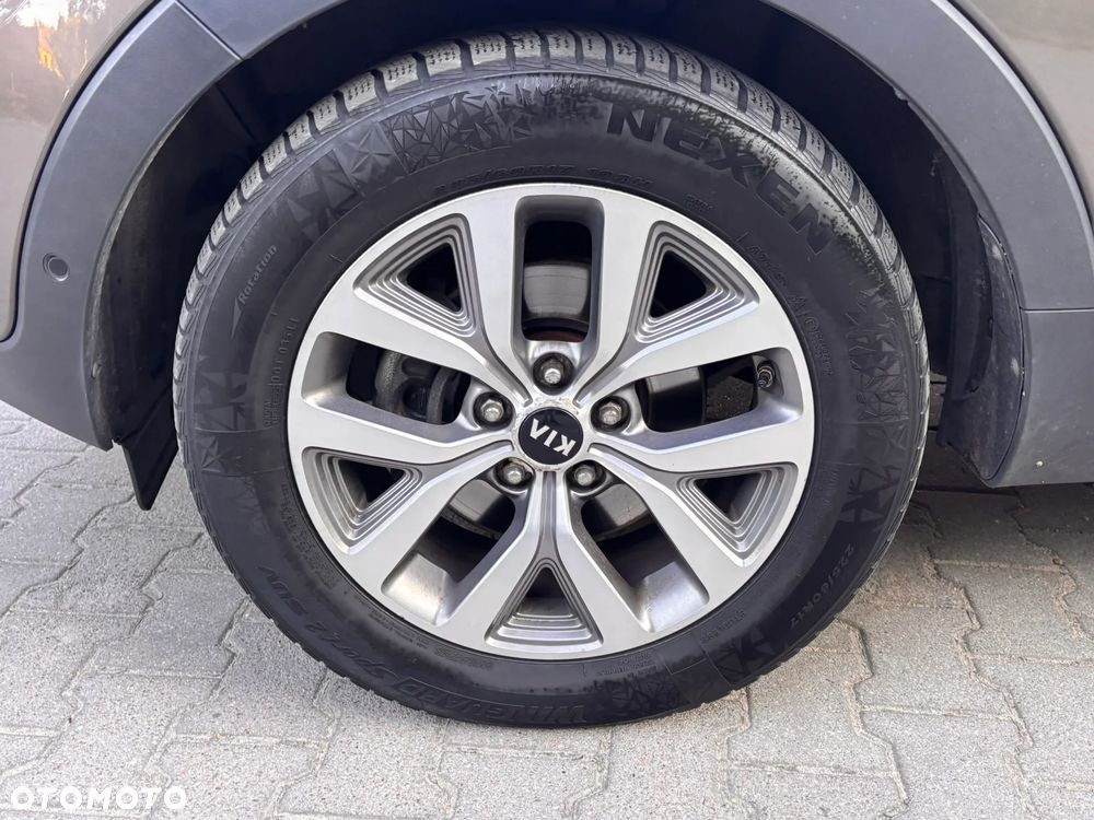 Kia Sportage 2.0 CRDI 4WD Automatik Vision - 20