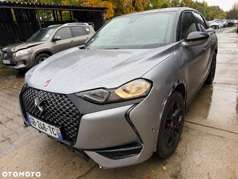 Citroën DS3 Crossback BlueHDi 110 PERFORMANCE LINE - 32