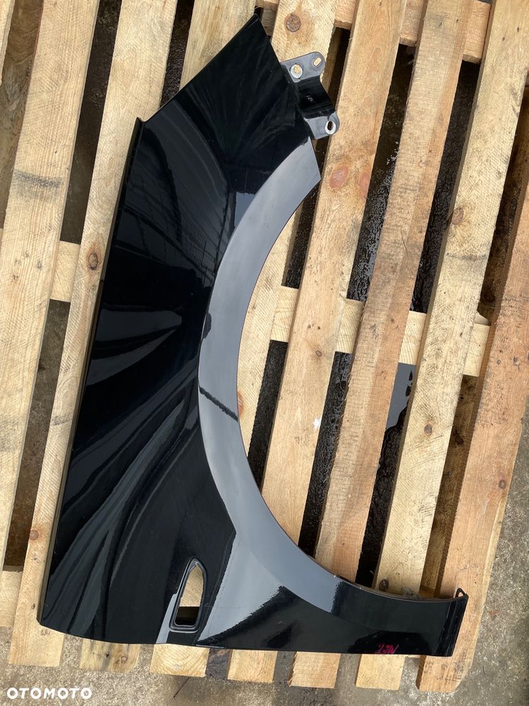 BŁOTNIK PRZÓD PRAWY OPEL ASTRA V K 39011391 CZARNY METALIK - 13