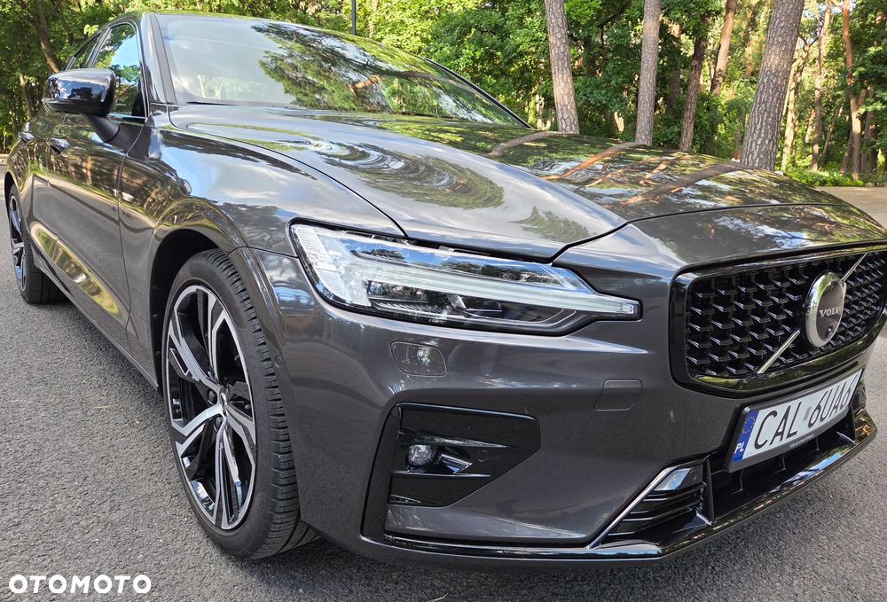 Volvo S60 B5 B AWD Ultimate Dark - 1