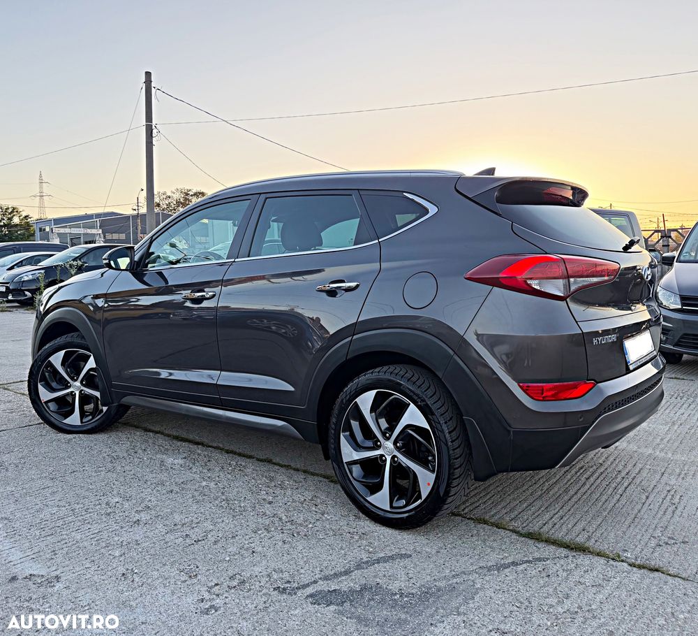 Hyundai Tucson 2.0 CRDI 4WD 6MT Premium - 3