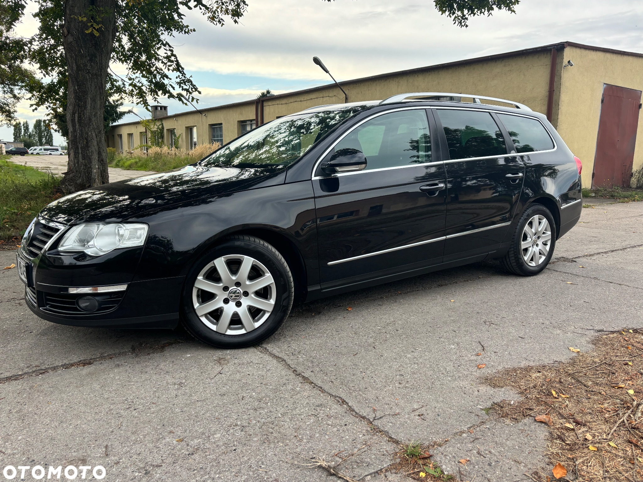 Volkswagen Passat 2.0 TDI DPF Highline - 34