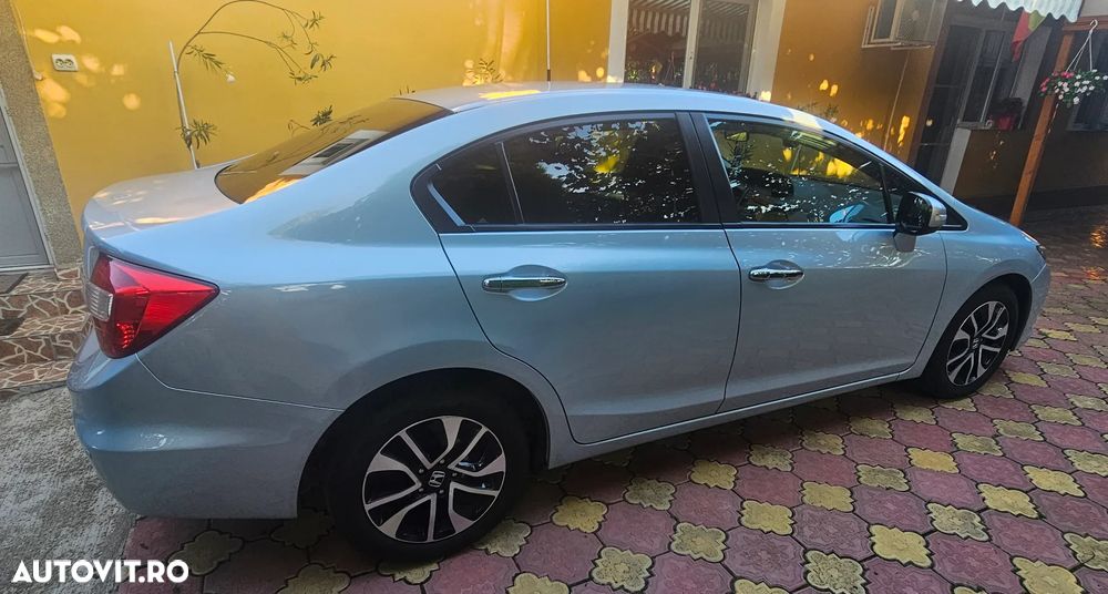 Honda Civic 1.8 i-VTEC MT Elegance - 5