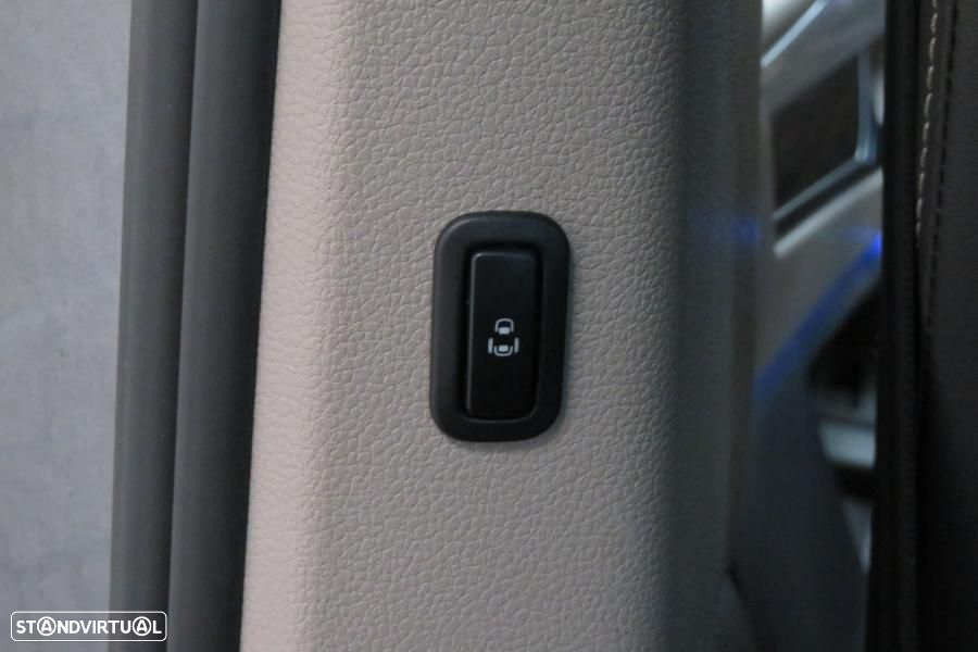 VW Multivan 2.0 TDI Style Longa DSG - 33