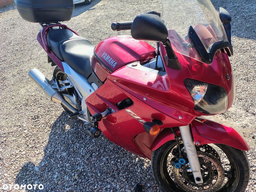Yamaha FJR - 6