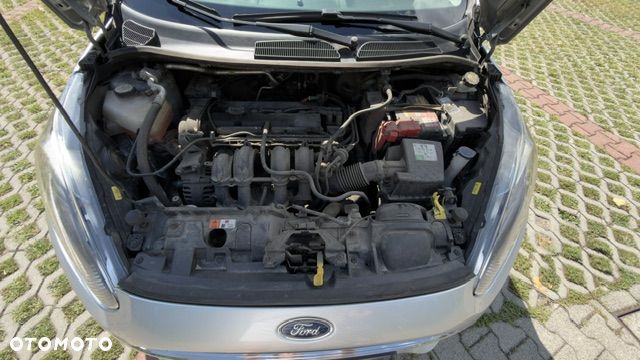 Ford Fiesta 1.25 SYNC Edition - 16