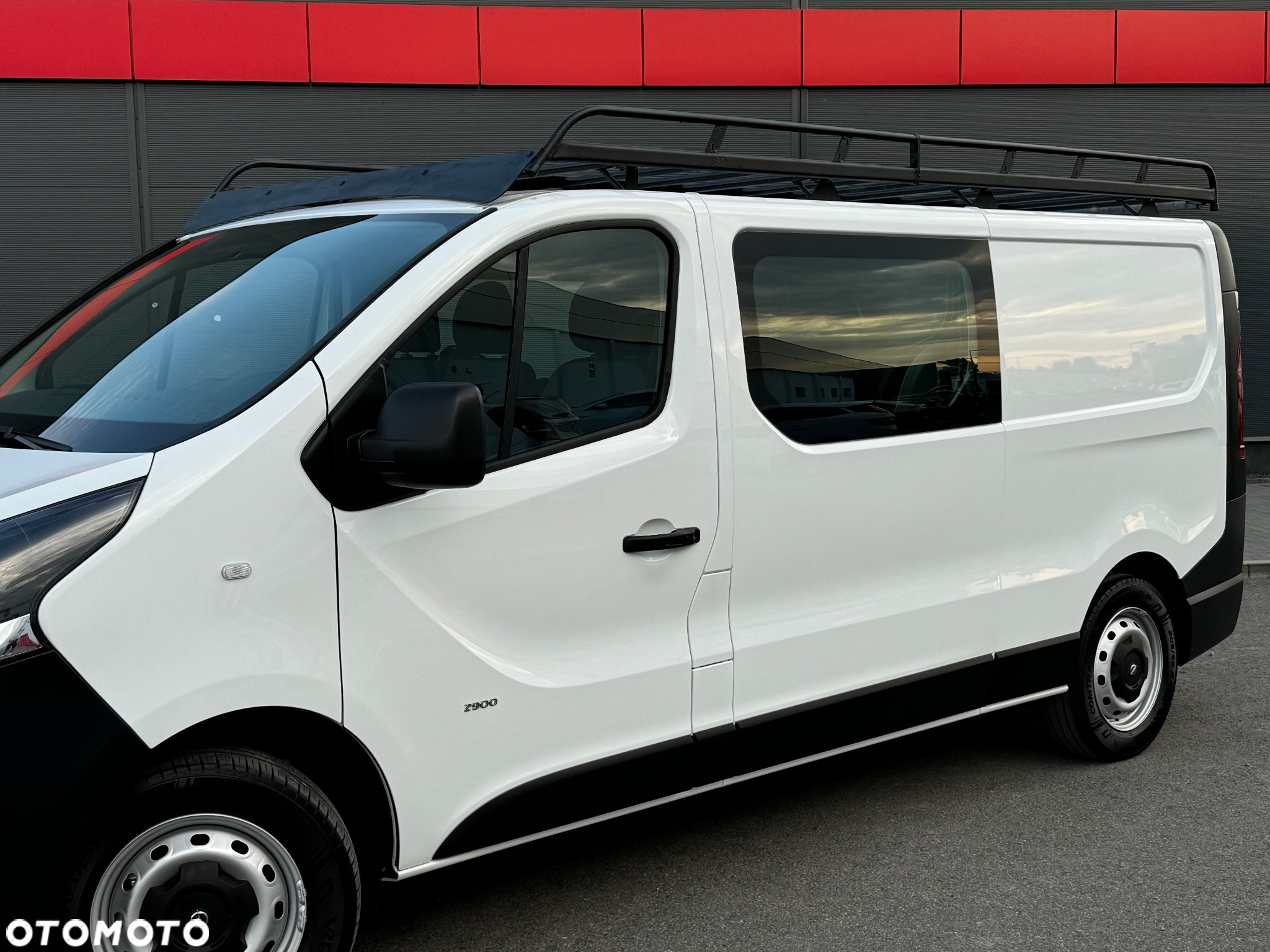 Opel Vivaro Long - 12
