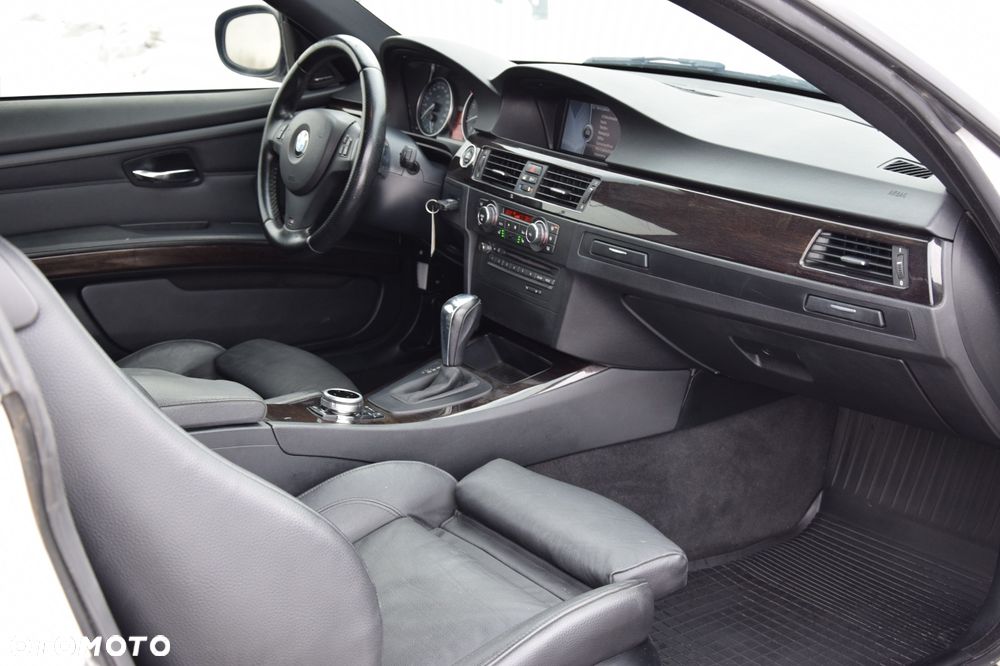 BMW Seria 3 335i M Sport Edition - 19