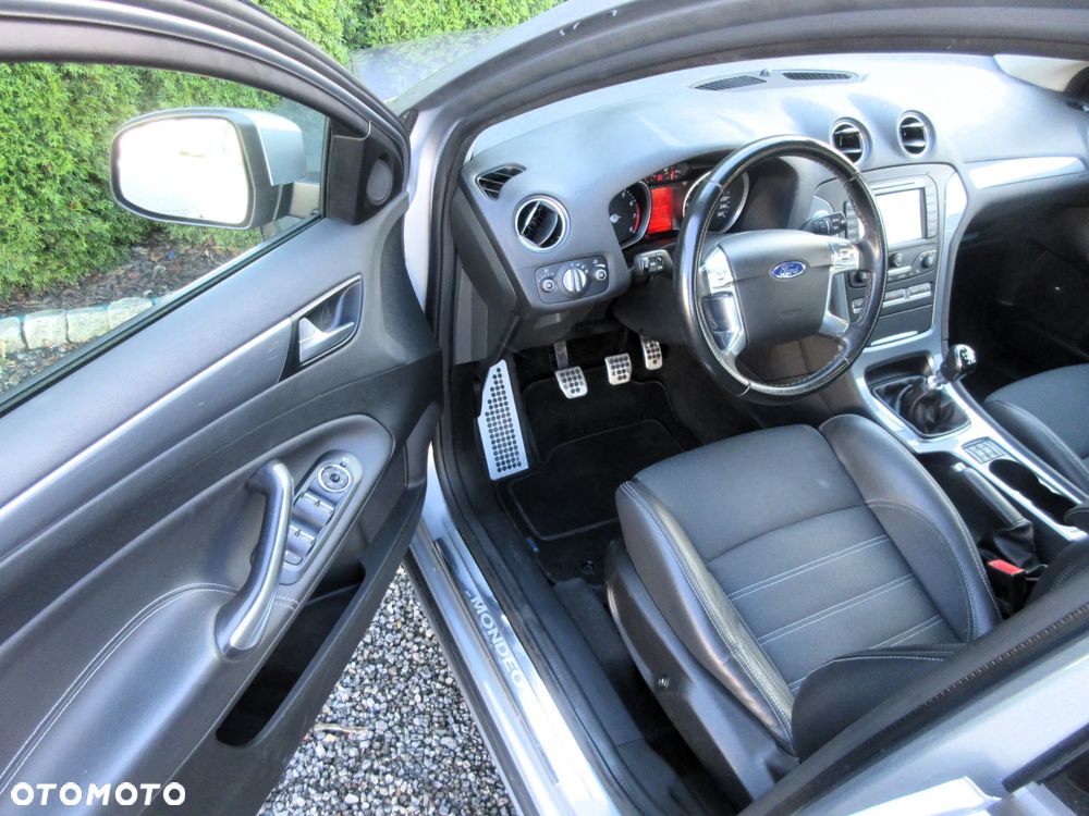 Ford Mondeo 1.6 Eco Boost Start-Stopp Champions Edition - 11