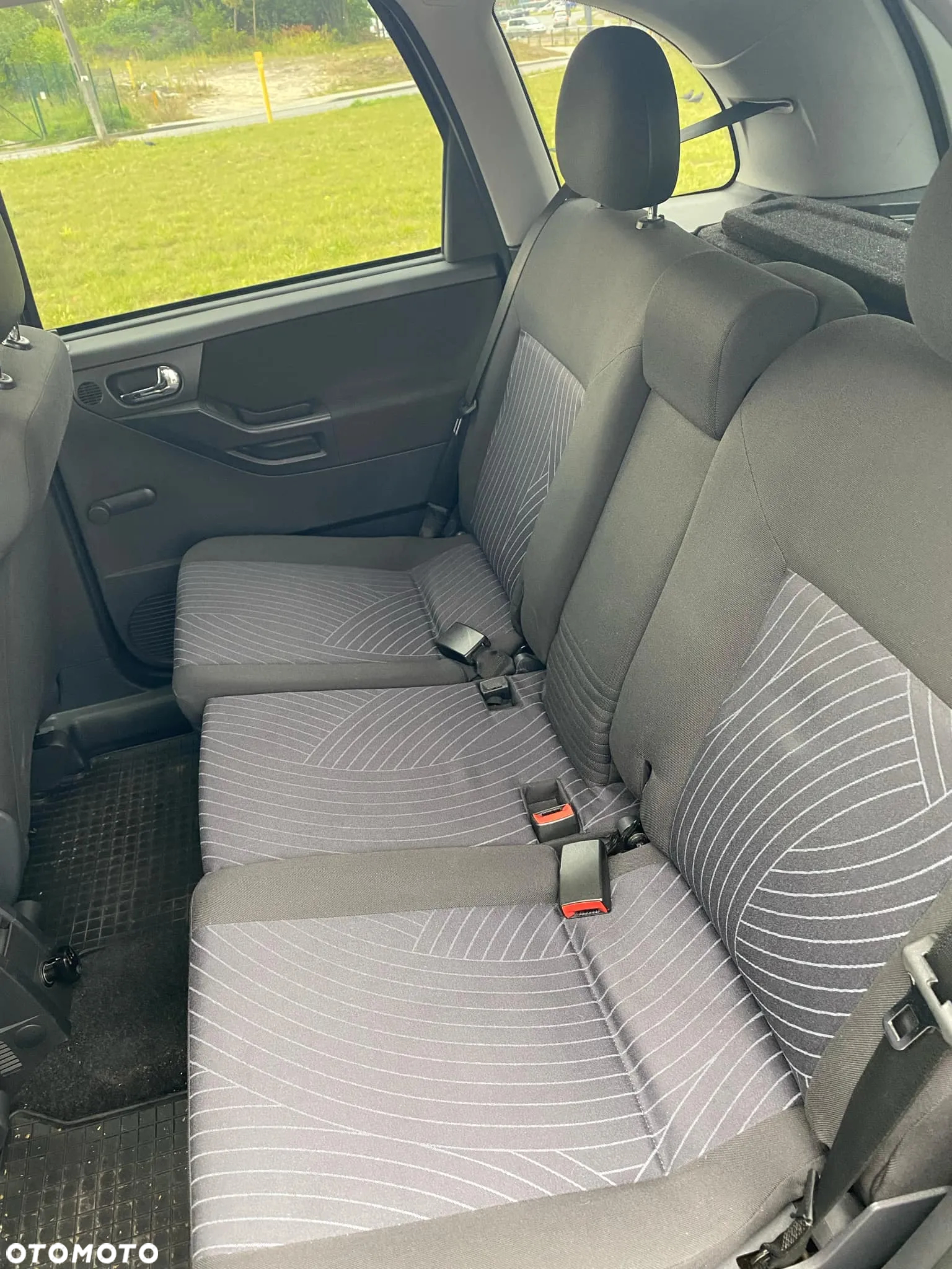 Opel Meriva 1.8 Enjoy - 11
